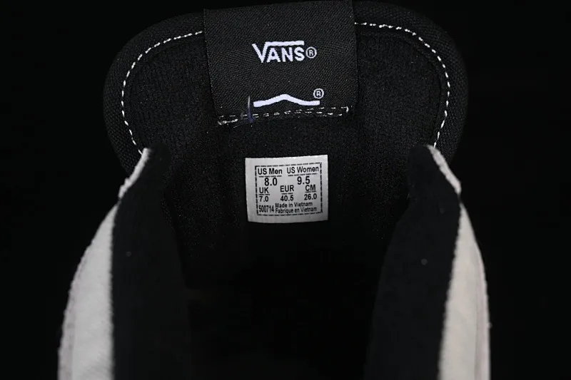 All categories Vans Vans series Vans Mid Vans China Vans Half Cab 33 Vans official retro casual simple versatile skateboard shoes VN000CXJYB2